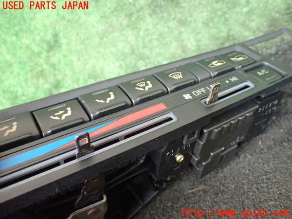 1UPJ-9229246066]ハイラックスサーフ N130系 4ドア(KZN130W)エアコンスイッチ1 中古_3