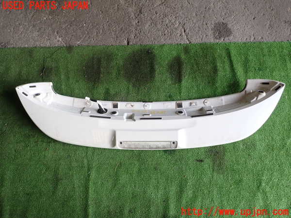 1UPJ-9229251520]エスティマ(ACR55W)リアスポイラー 中古_4