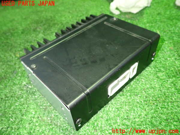 1UPJ-9229256525]エスティマ(ACR55W)アンプ 中古_3