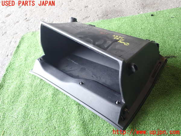 1UPJ-9229257516]エスティマ(ACR55W)グローブボックス1 中古_3