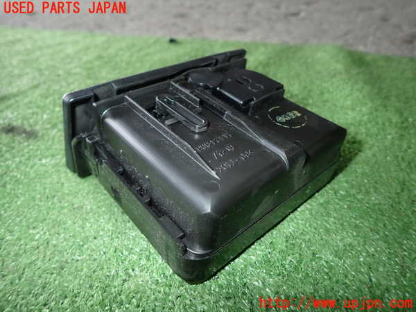 1UPJ-9229257843]エスティマ(ACR55W)小物入れ3 中古_3