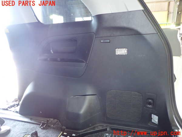 1UPJ-9229257675]エスティマ(ACR55W)右リアピラートリム 中古_4