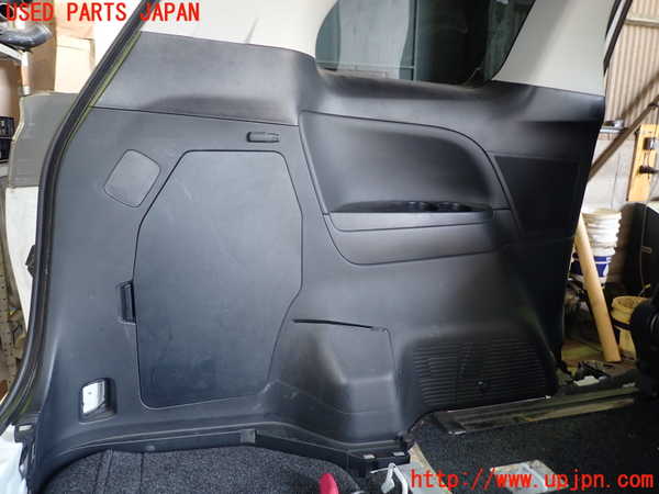 1UPJ-9229257680]エスティマ(ACR55W)左リアピラートリム 中古_4