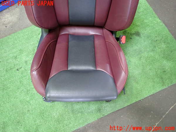 1UPJ-9229267035]レヴォーグ(VN5)運転席シート 中古_3