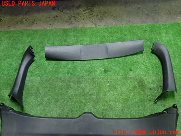 1UPJ-9229261578]レヴォーグ(VN5)バックドア内張り 中古_2