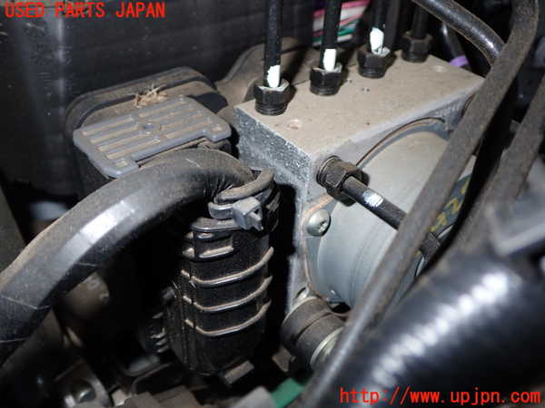 1UPJ-9229274040]ヤリス(YARIS) クロス ハイブリッド(MXPJ10)ABSアクチュエーター 中古_2