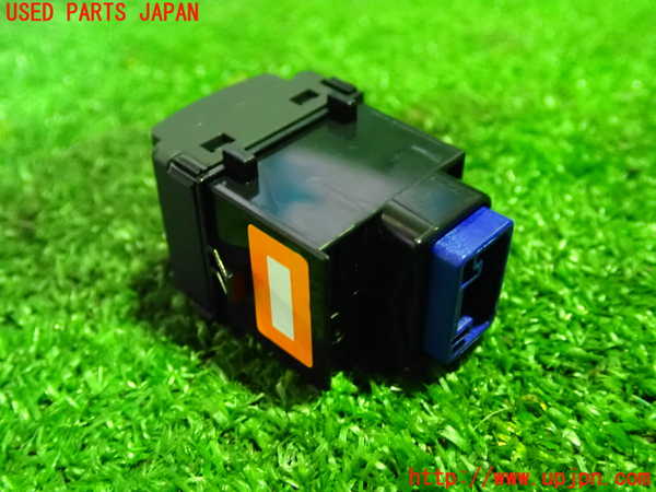 1UPJ-9229276309]ヤリス(YARIS) クロス ハイブリッド(MXPJ10)スイッチ4 (ヘッドランプレベリング) 中古_3
