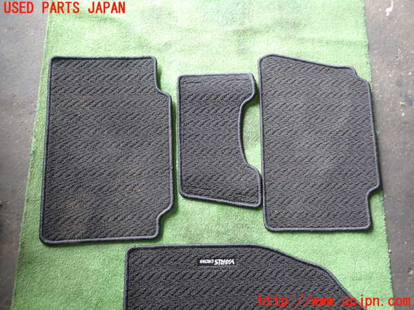 1UPJ-9229277800]ヤリス(YARIS) クロス ハイブリッド(MXPJ10)フロアマット 中古_4