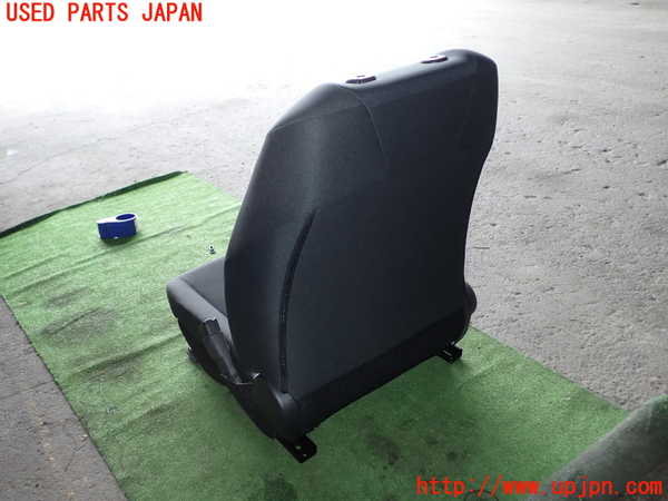 1UPJ-9229277035]ヤリス(YARIS) クロス ハイブリッド(MXPJ10)運転席シート 中古_4