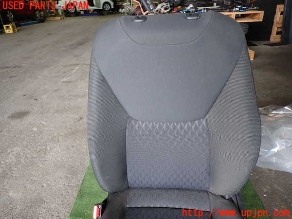 1UPJ-9229277065]ヤリス(YARIS) クロス ハイブリッド(MXPJ10)助手席シート 中古_2