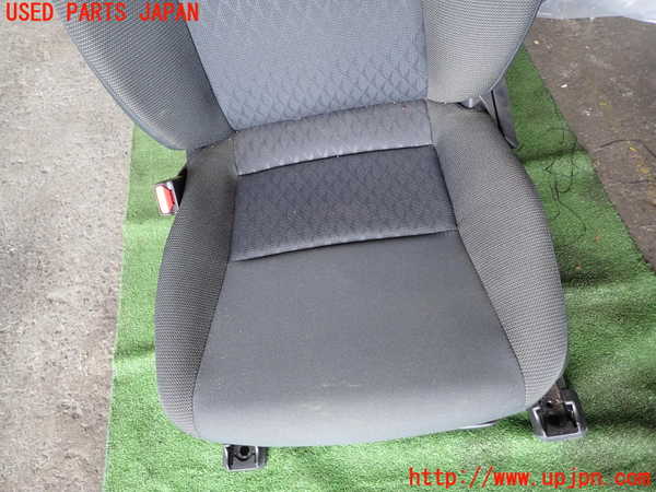 1UPJ-9229277065]ヤリス(YARIS) クロス ハイブリッド(MXPJ10)助手席シート 中古_3