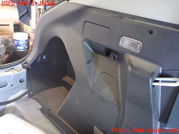 1UPJ-9229277680]ヤリス(YARIS) クロス ハイブリッド(MXPJ10)左リアピラートリム 中古_4