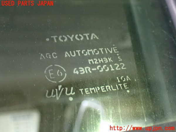 1UPJ-9229281260]ヤリス(YARIS) クロス ハイブリッド(MXPJ15)左前ドア AGC M2H3K 中古_3