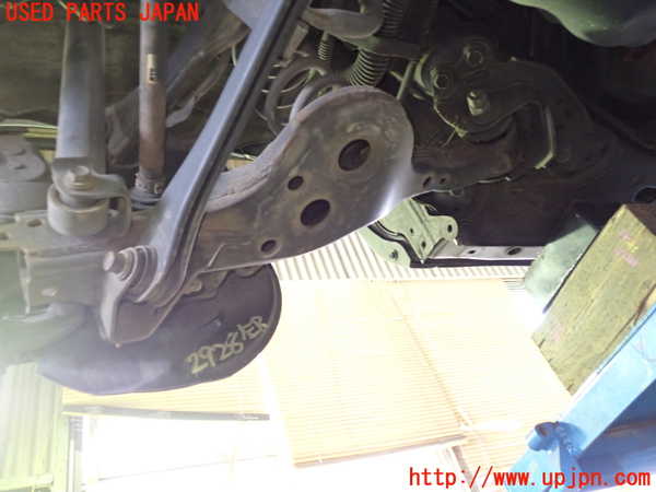 1UPJ-9229284305]ヤリス(YARIS) クロス ハイブリッド(MXPJ15)左リアナックルハブ 中古_2