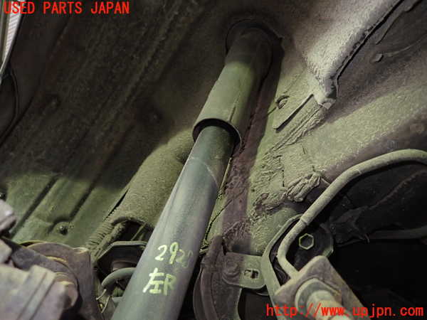 1UPJ-9229285075]ヤリス(YARIS) クロス ハイブリッド(MXPJ15)左リアショックアブソーバー 中古_2