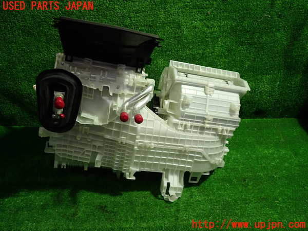 1UPJ-9229286081]ヤリス(YARIS) クロス ハイブリッド(MXPJ15)エバポレーター1 中古_5