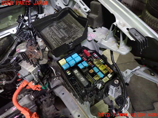 1UPJ-9229286742]ヤリス(YARIS) クロス ハイブリッド(MXPJ15)ヒューズボックス2 中古_2