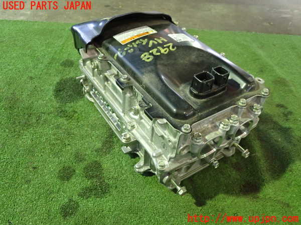 1UPJ-9229286916]ヤリス(YARIS) クロス ハイブリッド(MXPJ15)インバーターコンバーター 中古_4