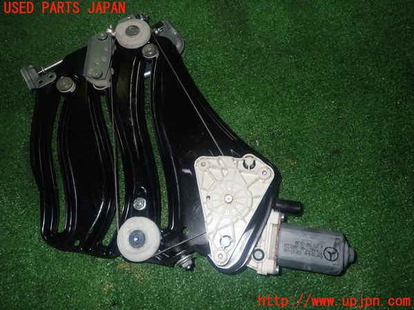 1UPJ-9229291296]ベンツ SLK350(172457)右後レギュレーターモーター 中古_2