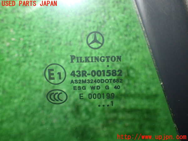 1UPJ-9229291380]ベンツ SLK350(172457)右クォーターガラス 中古 PILKINGTON M324 43R-001582_3