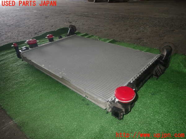 1UPJ-9229292321]ベンツ SLK350(172457)ラジエーター1 中古_3