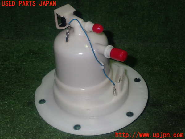 1UPJ-9229292530]ベンツ SLK350(172457)フューエルフィルター 中古_3