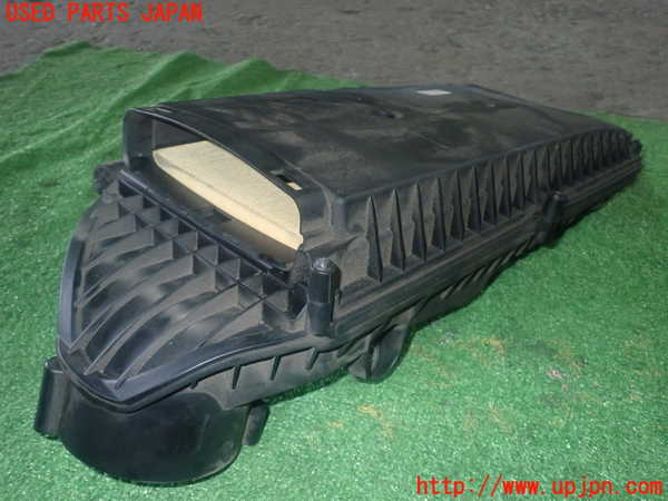 1UPJ-9229292560]ベンツ SLK350(172457)エアクリーナーボックス 中古_2
