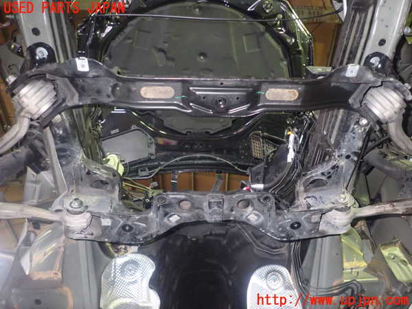 1UPJ-9229295285]ベンツ SLK350(172457)フロントメンバー 中古_2