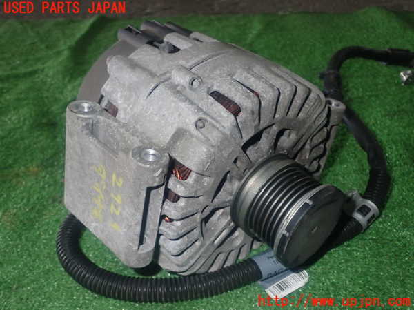 1UPJ-9229296015]ベンツ SLK350(172457)オルタネーター(ダイナモ) 中古_2