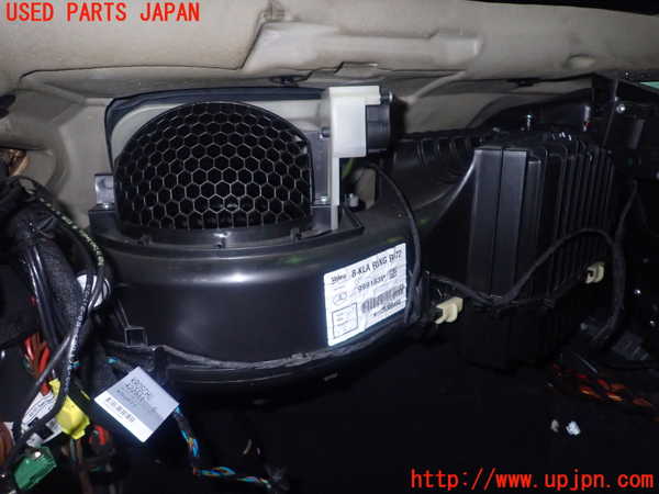 1UPJ-9229296081]ベンツ SLK350(172457)エバポレーター1 中古_3