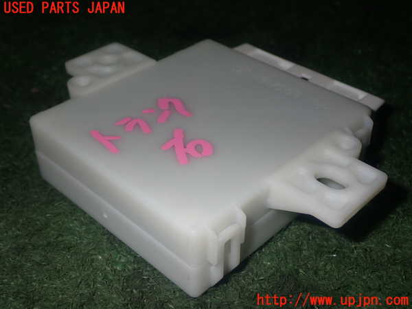 1UPJ-9229296148]ベンツ SLK350(172457)コンピューター3 中古 A1729000302_3