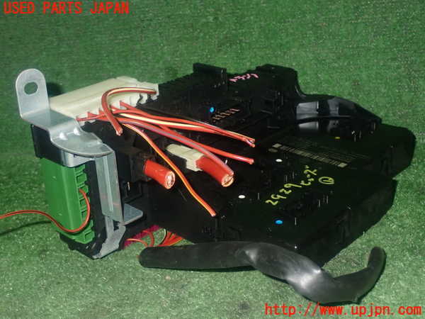 1UPJ-9229296741]ベンツ SLK350(172457)ヒューズボックス1 中古_3