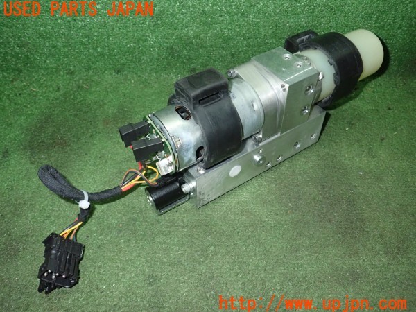 3UPJ=9229300566]ベンツ SLK200(172448 R172)純正 A172 800 00 30 油圧ポンプ ハイドロリックポンプ バリオルーフ 中古_2
