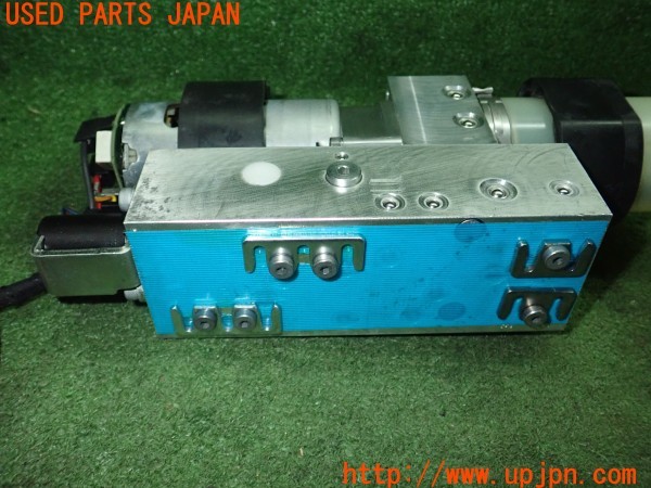 3UPJ=9229300566]ベンツ SLK200(172448 R172)純正 A172 800 00 30 油圧ポンプ ハイドロリックポンプ バリオルーフ 中古_3