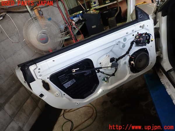 1UPJ-9229301260]ベンツ SLK200 R172(172448)左ドア 中古 PILKINGTON M3240 43R-001582_4