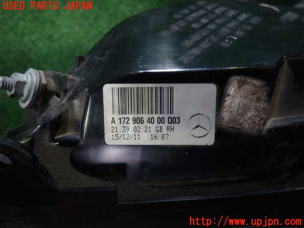 1UPJ-9229301530]ベンツ SLK200 R172(172448)右テールランプ 中古_4