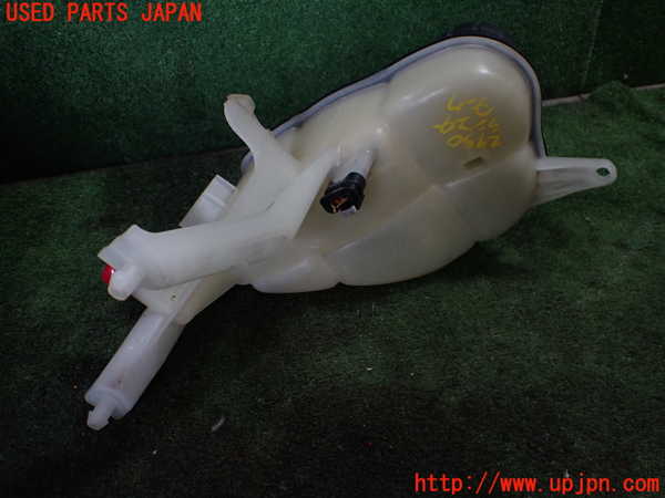 1UPJ-9229302410]ベンツ SLK200 R172(172448)ラジエータータンク 中古_2
