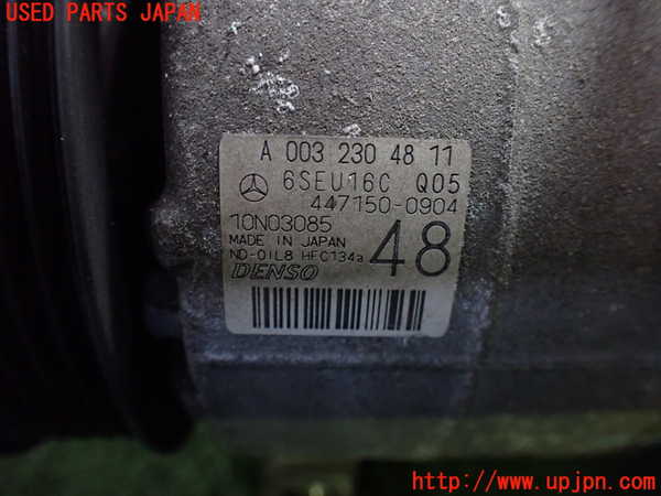 1UPJ-9229306025]ベンツ SLK200 R172(172448)エアコンコンプレッサー 中古_3