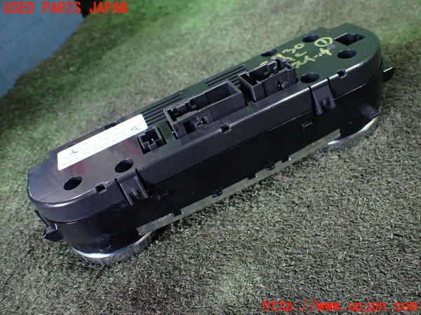 1UPJ-9229306066]ベンツ SLK200 R172(172448)エアコンスイッチ1 中古_3