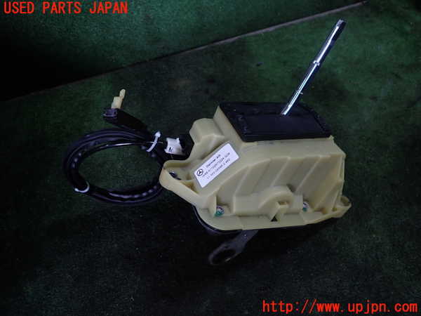 1UPJ-9229307555]ベンツ SLK200 R172(172448)ATシフトレバー 中古_2