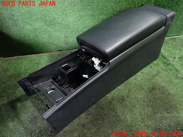 1UPJ-9229307540]ベンツ SLK200 R172(172448)センターコンソール 中古_2