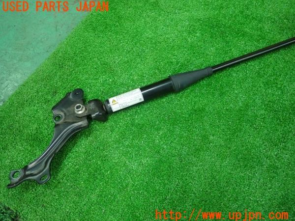 3UPJ=9229320702]レクサス CT200(ZWA10)純正 フロントパフォーマンスダンパー 中古_2