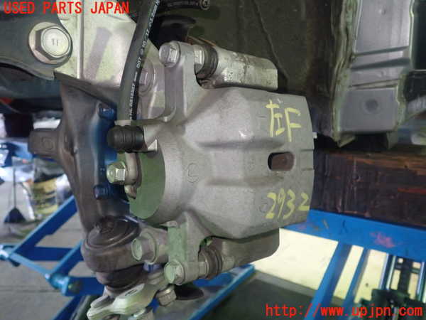 1UPJ-9229324085]レクサス・CT200h(ZWA10)左フロントキャリパー 中古_2