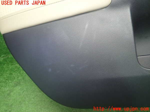 1UPJ-9229321264]レクサス・CT200h(ZWA10)左前ドア内張り 中古_4