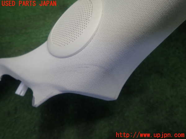 1UPJ-9229327655]レクサス・CT200h(ZWA10)右フロントピラートリム 中古_4