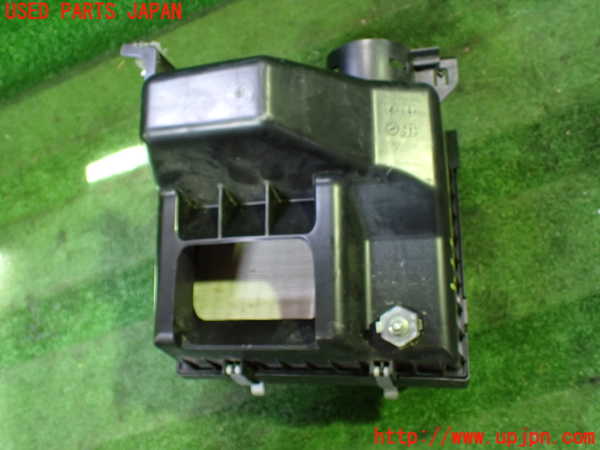 1UPJ-9229332560]レヴォーグ(VN5)エアクリーナーボックス 中古_2