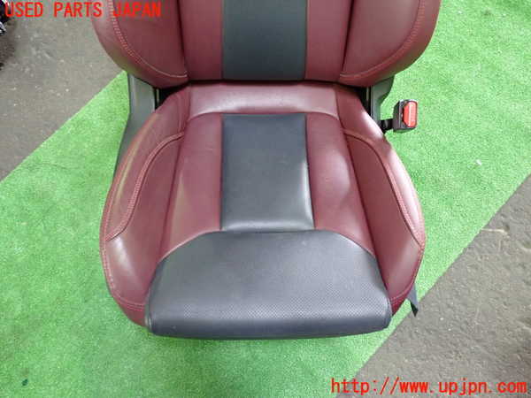 1UPJ-9229337035]レヴォーグ(VN5)運転席シート 中古_3
