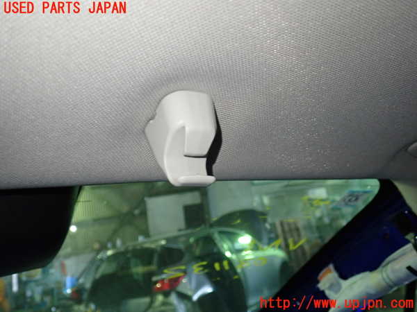 1UPJ-9229337625]レヴォーグ(VN5)室内サンバイザー右側 中古_4
