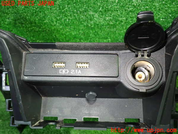 1UPJ-9229337549]レヴォーグ(VN5)コンソール 中古_2