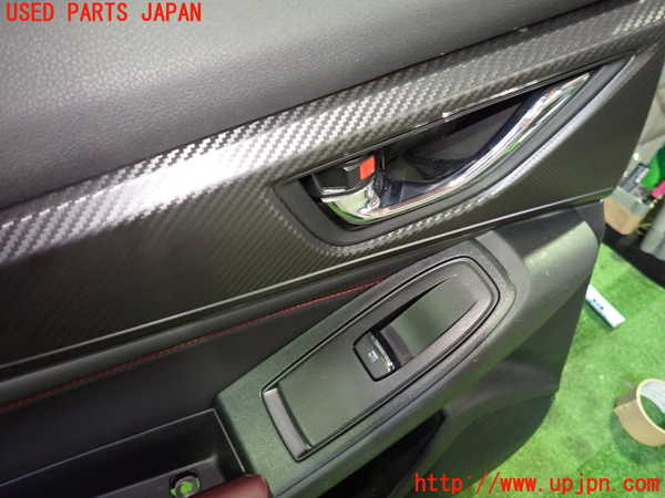1UPJ-9229331324]レヴォーグ(VN5)左後ドア内張り 中古_2